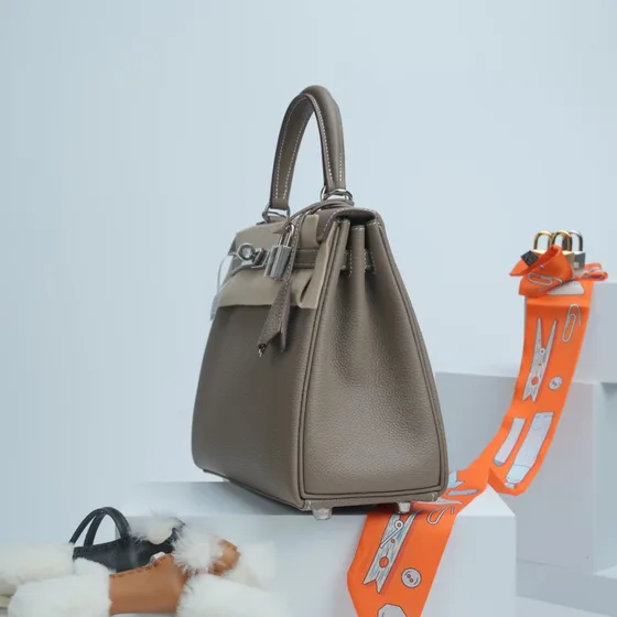 Hermes Kelly Grey Top Handle