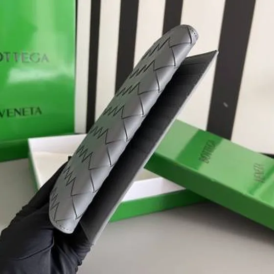 Bottega Veneta 676593 Gray 18x10x2cm everyday