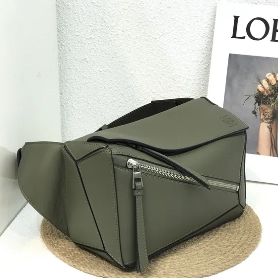 Loewe Puzzle Bumbag Khaki Verde Belt Bag