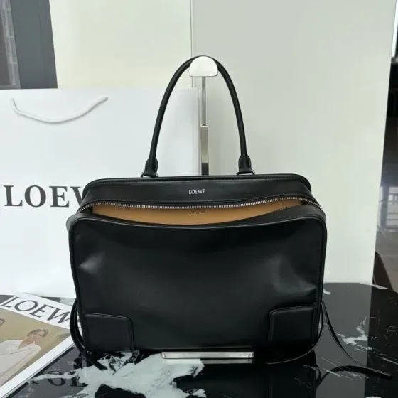 Loewe Amazona Black Top Handle