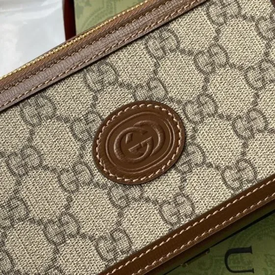 Gucci Gg Supreme Pouch Beige And Brown Pouch