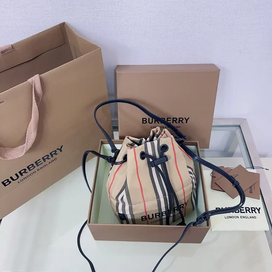 Burberry Icon Stripe Drawstring Etui Beige Crossbody