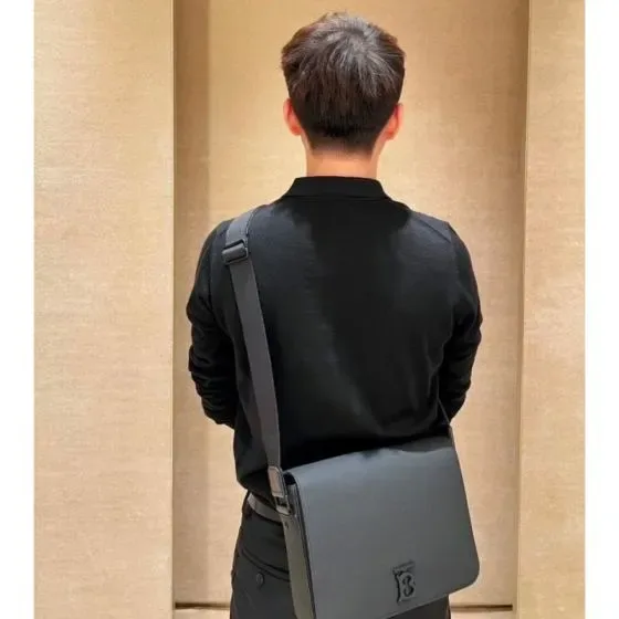 Burberry Small Alfred Messenger Bag Black Crossbody