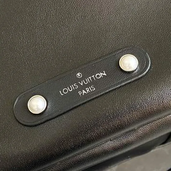 Louis Vuitton Keepall Bandouli re 50 Negro piel 50x29x23cm travel