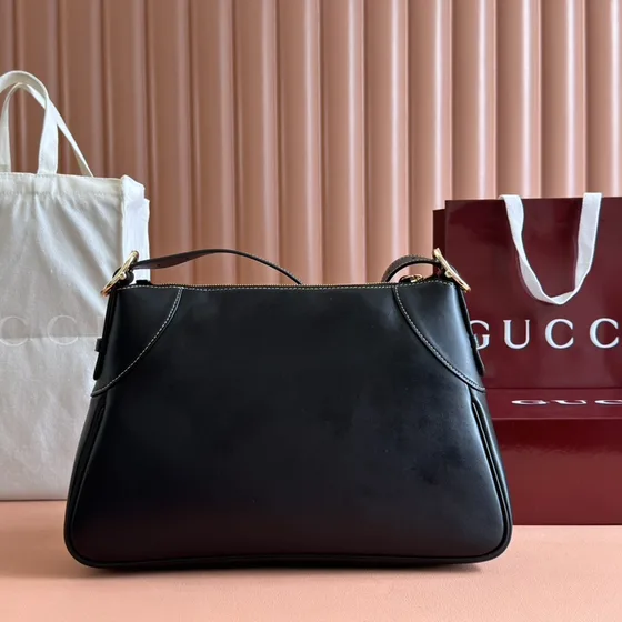 Gucci Gucci Crossbody Messenger Black Crossbody