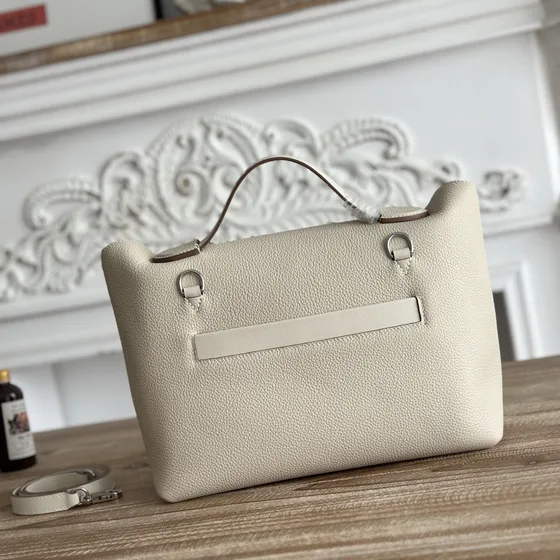 Hermes Kelly 24/24 Putih Top Handle