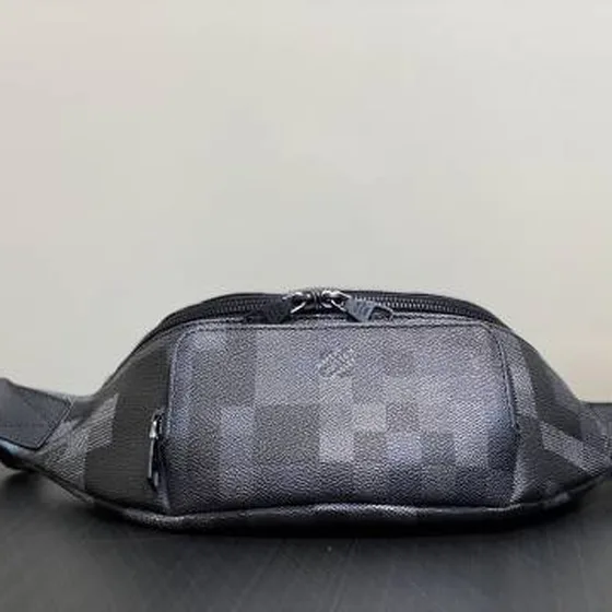 Louis Vuitton Rush Чёрный Damoflage 15 x 8 x 30 crossbody