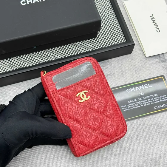 Chanel Zip Card Holder สีแดง Card Holder