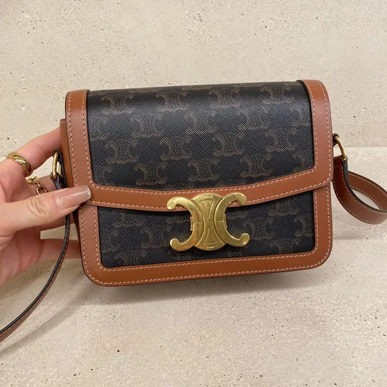 Celine Triomphe Marron With Tan Trim Sac épaule
