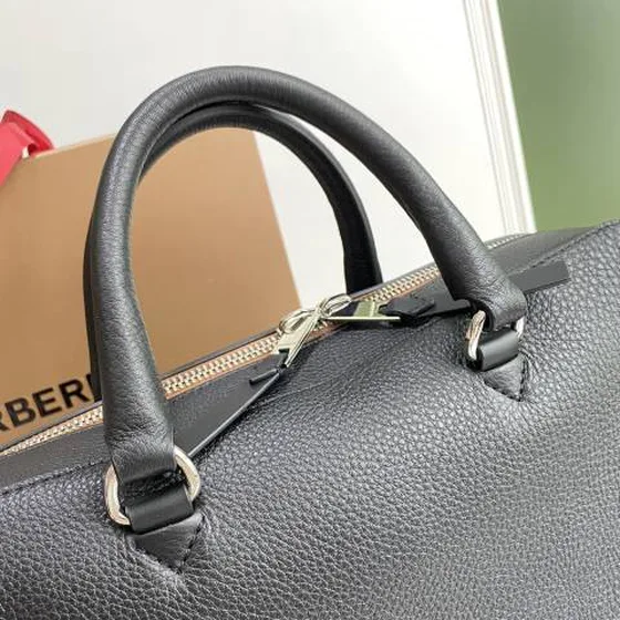 Burberry Mallette Noir 37 x 9 x 27cm business