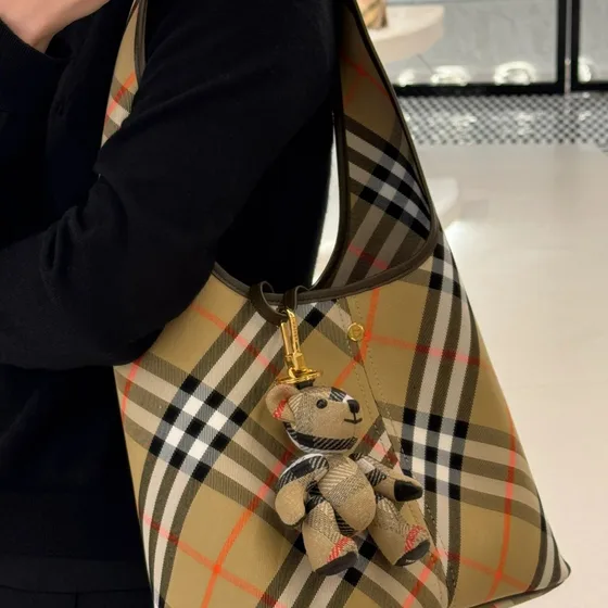 Burberry Check Medium Skulderveske Beige Skulderveske