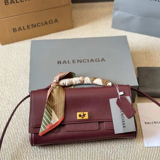 Balenciaga Sharp Xs Shoulder Bag Merah marun Shoulder Bag