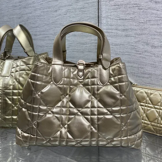 Dior Dior Toujours สีทอง Tote Bag