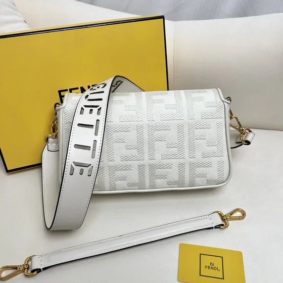 Fendi Baguette Blanc Crossbody