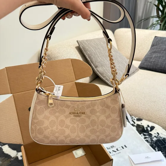 Coach Teri Schoudertas Beige Schoudertas