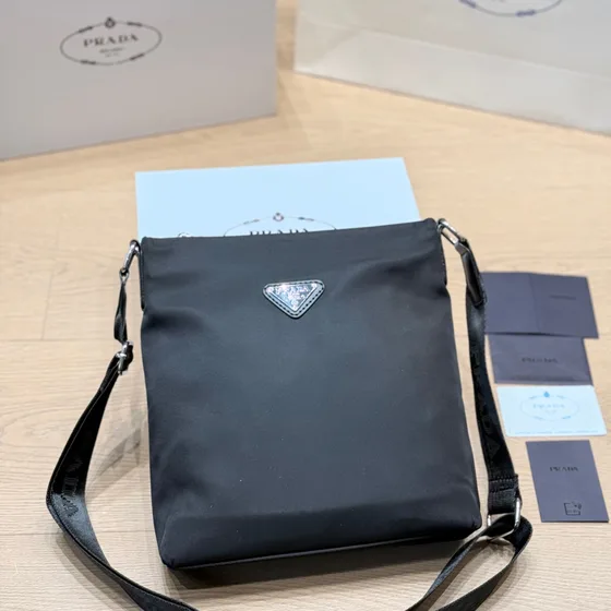 Prada Naylon Crossbody çanta Siyah Crossbody
