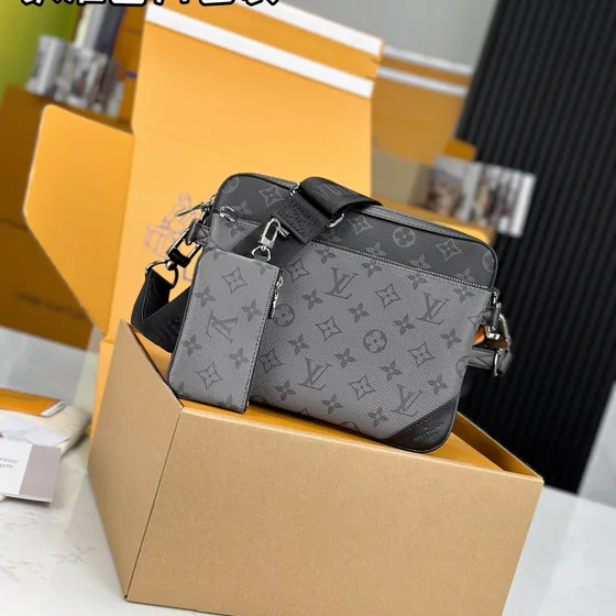 Louis Vuitton Trio Messenger Grey Crossbody