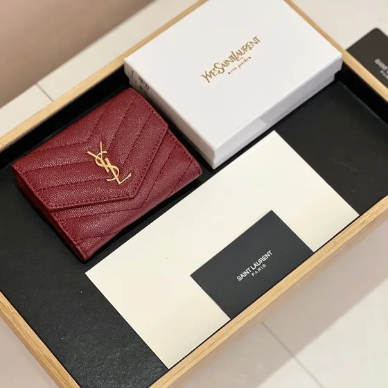 YSL Cassandre Matelassé Card Case Hitam/Merah marun Card Holder