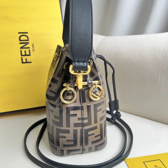 Fendi Mon Trésor Mini Bucket Bag Coklat Ff Logo With Hitam Trim Crossbody