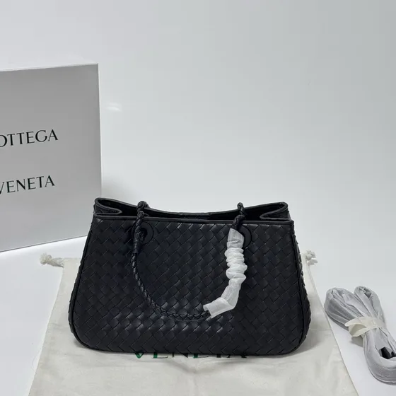 Bottega Veneta Intrecciato Small Leather Tote Black Tote Bag