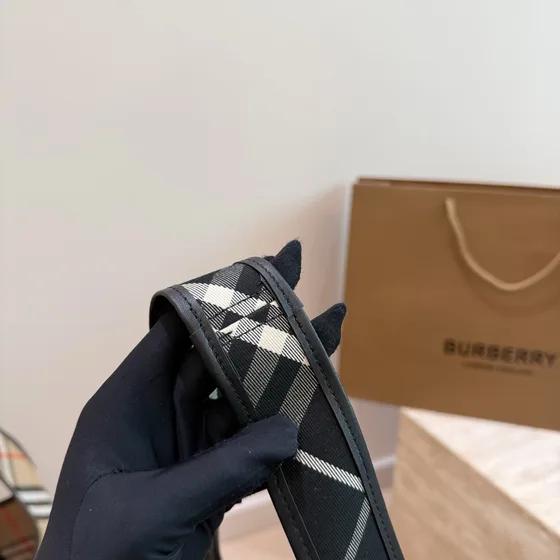 Burberry Check Large Tote Bag Black Tote Bag