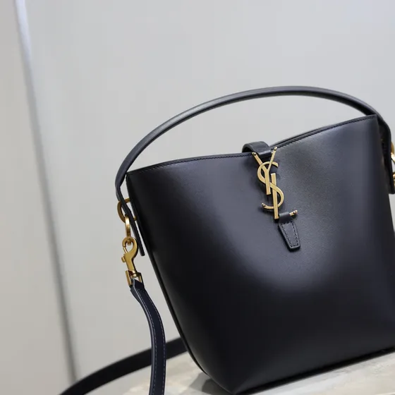 YSL Le 37 Mini Bucket tas Zwart Schoudertas