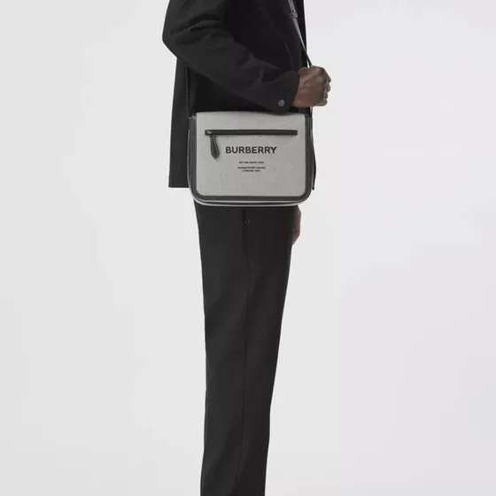 Burberry Horseferry Print Lona Bolso cruzado Gris Crossbody