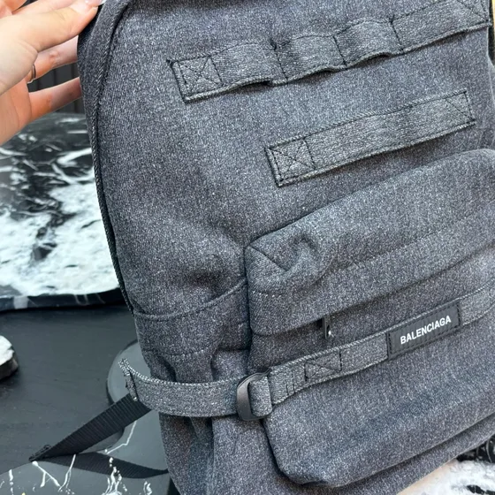 Balenciaga Army Multi-Pocket Sac à dos Gris Sac à dos