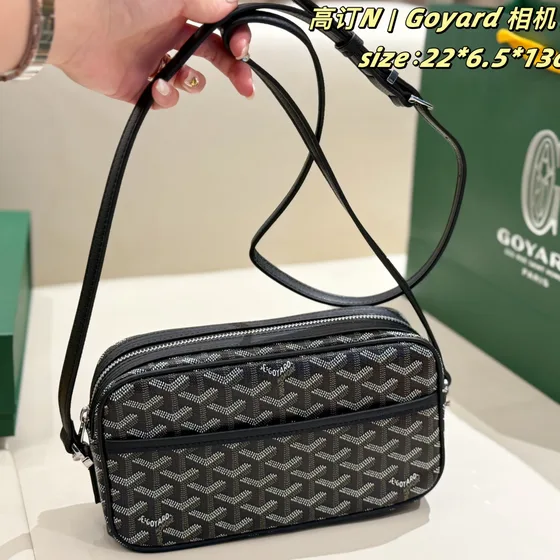 Goyard Cap Vert Camera Bag Black Brown 22 6 5 13cm Crossbody