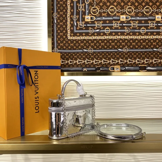 Louis Vuitton Monogram Mirror Vanity Gümüş Omuz çantası