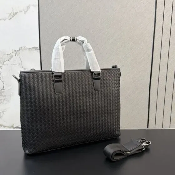 Bottega Veneta Intrecciato Leather Briefcase Black Top Handle