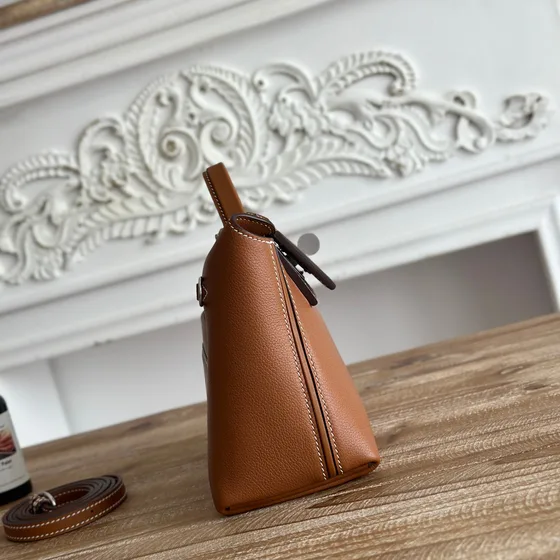 Hermes Kelly 2424 Brown Top Handle