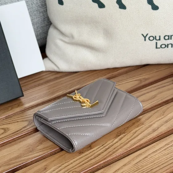 YSL Cassandre Matelassé Compact Brieftasche Grau Brieftasche