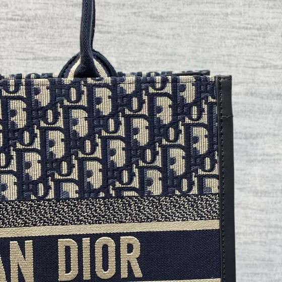 Dior Dior Book Tote Marinblå Blå Kass