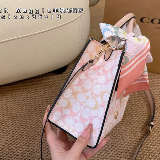 Coach Maggie Tote Pastel Pink 25 19cm Tote Bag