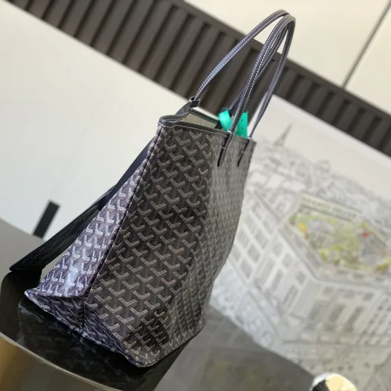 Goyard Saint Louis Grey Tote Bag
