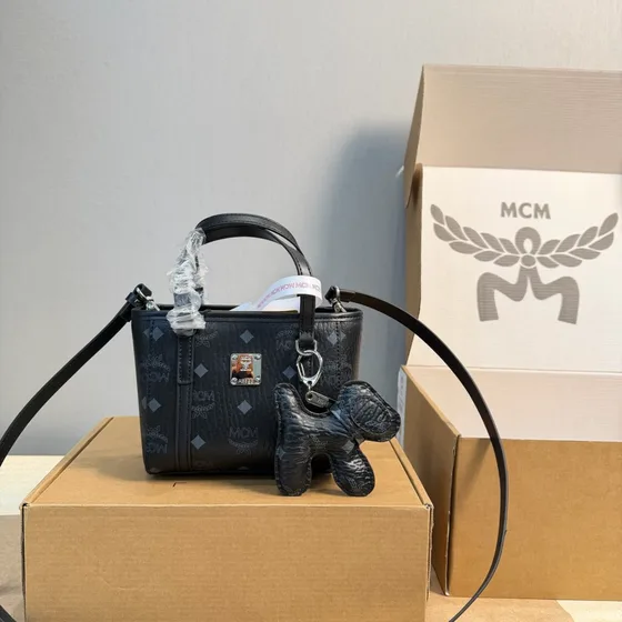 MCM Aren Visetos Mini Tophåndtak Shopper Rosa Tophåndtak