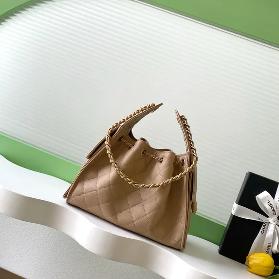Chanel 25 Small Hobo Bag بيج Hobo