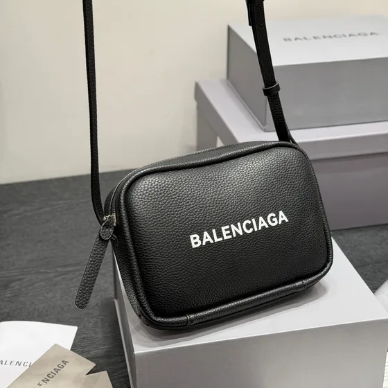 Balenciaga Camera Crosstaske Sort Crossbody