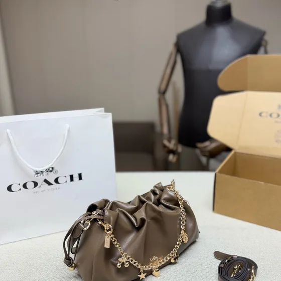 Coach Faye Drawstring Bag Dark Taupe Sac épaule