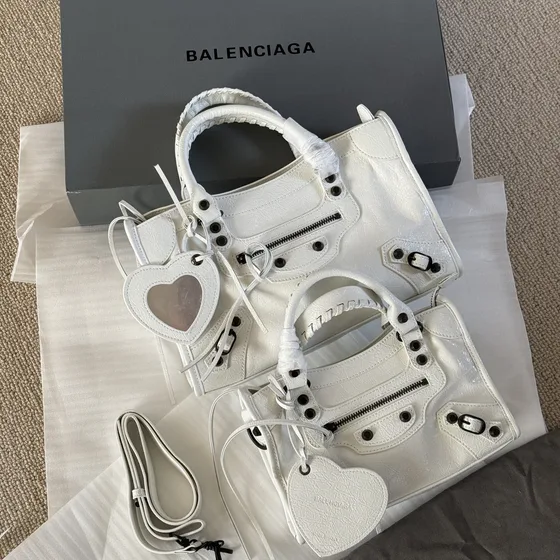 Balenciaga Le Cagole White 30 20cm Top Handle