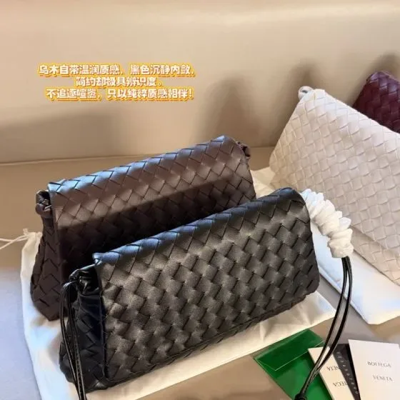 Bottega Veneta Intrecciato Pouch Clutch Black Brown White Burgundy Clutch