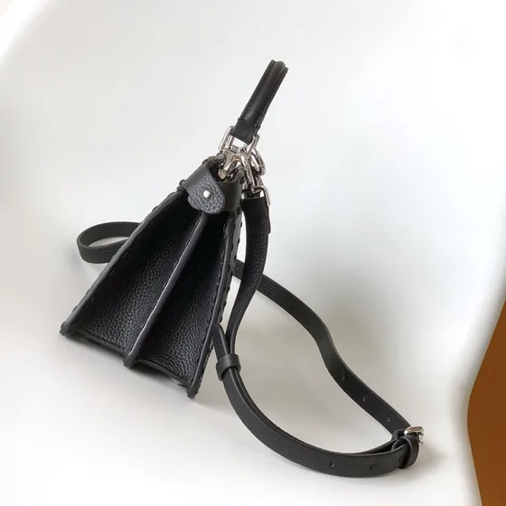 Fendi Peekaboo Iseeu Small Selleria Nero Manico