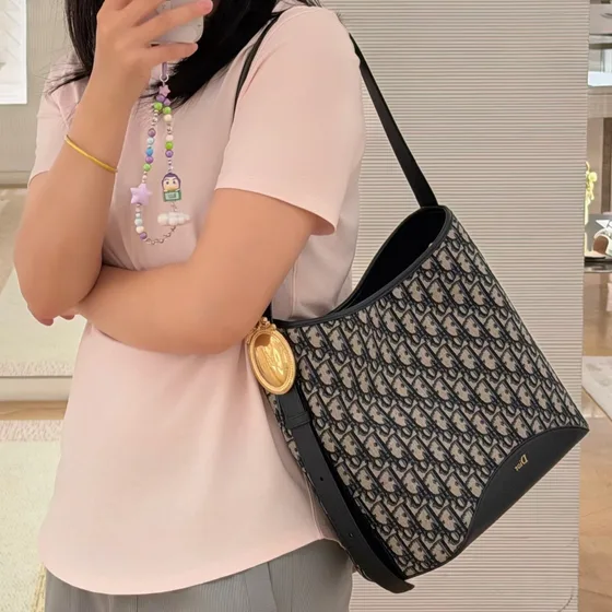Dior Dior C'Est Small Hobo Bag สีฟ้า (Oblique Jacquard) Hobo