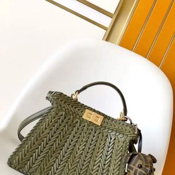 Fendi Peekaboo Iseeu Small Olive Green Top Handle