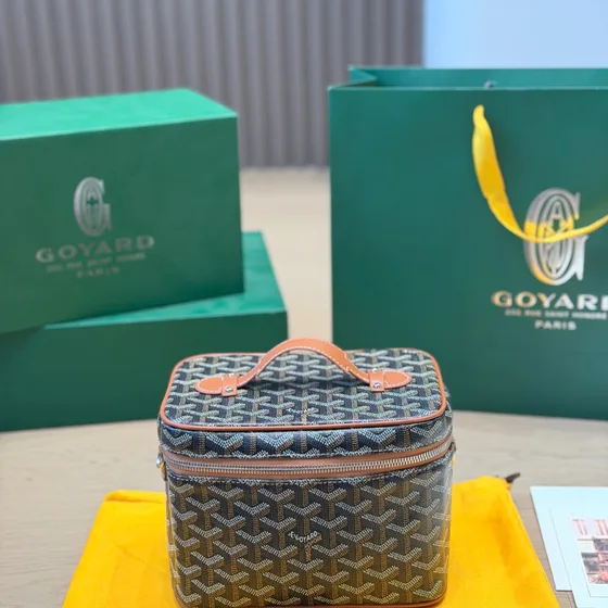 Goyard Muse Vanity Case بني Top Handle