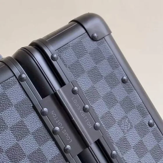 Louis Vuitton Horizon Damier Graphite travel