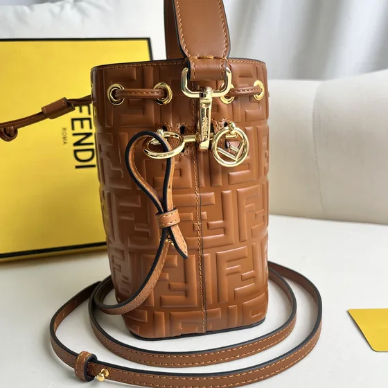 Fendi Mon Trésor Mini Bolsa balde Marrom Bolsa de ombro,Crossbody