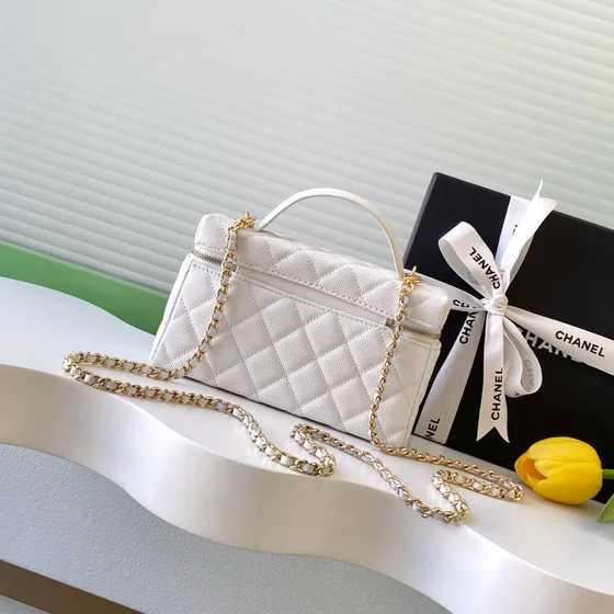 Chanel Vanity Case Putih Vanity