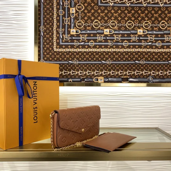 Louis Vuitton Multi Pochette Braun Woc